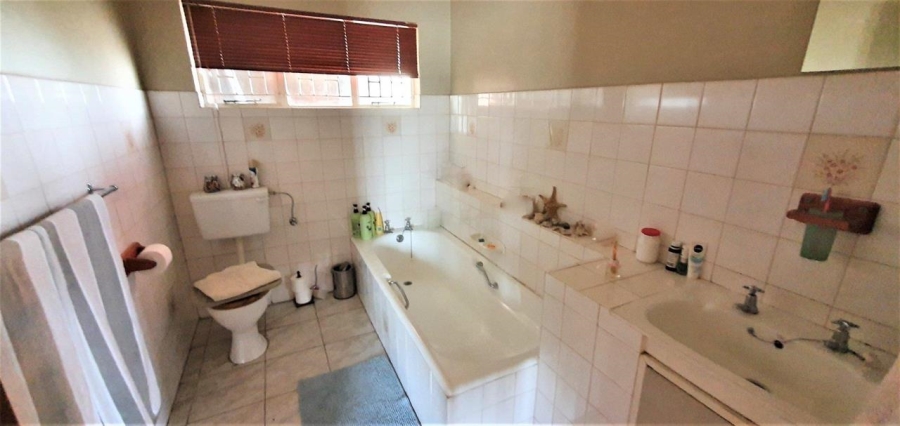 5 Bedroom Property for Sale in Upington Rural Northern Cape